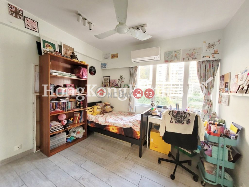 3 Bedroom Family Unit for Rent at Block 32-39 Baguio Villa 550 Victoria Road | Western District, Hong Kong, Rental, HK$ 60,000/ month