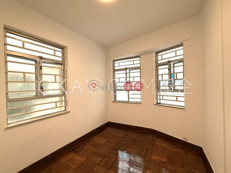 香港搵樓|租樓|二手盤|買樓| 搵地 | 住宅出售樓盤3房2廁嘉華大廈出售單位