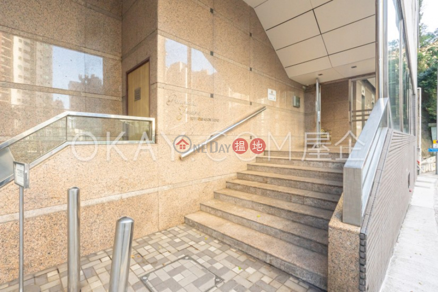 HK$ 29,000/ month Panorama Gardens, Western District | Rare 3 bedroom with sea views | Rental
