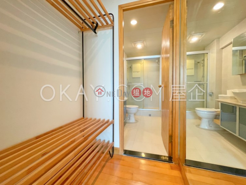 Charming 3 bedroom on high floor with parking | Rental | Block B Grandview Tower 慧景臺 B座 Rental Listings