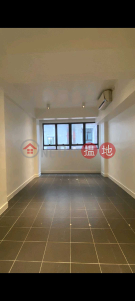 Central office with bathroom, The WOL 和安里5號 Rental Listings | Central District (THOMAS-125387950)