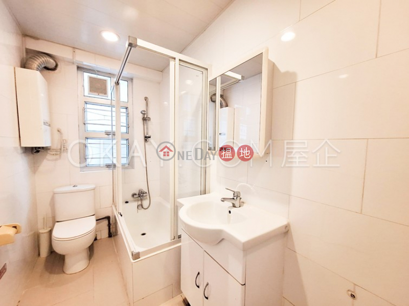 Happy Mansion | Middle | Residential | Rental Listings | HK$ 49,000/ month