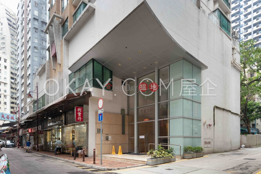 Lovely 2 bedroom on high floor with balcony | Rental | Elite\'s Place 俊陞華庭 Rental Listings