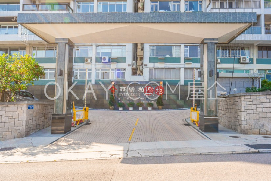 HK$ 82,000/ 月-松柏新邨灣仔區4房2廁,實用率高,極高層,連車位松柏新邨出租單位