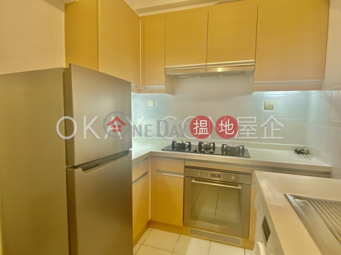 Lovely 2 bedroom with parking | Rental, Hillsborough Court 曉峰閣 | Central District (OKAY-R18858)_0