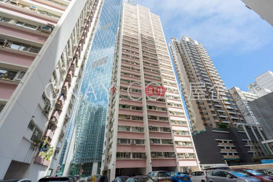 Property Search Hong Kong | OneDay | Residential | Rental Listings, Cozy 3 bedroom in Quarry Bay | Rental