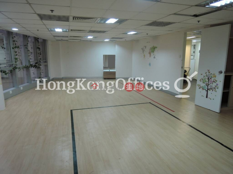 Property Search Hong Kong | OneDay | Office / Commercial Property | Rental Listings Office Unit for Rent at Kam Lung Commercial Centre