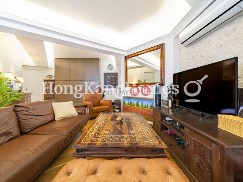 Property Search Hong Kong | OneDay | Residential, Sales Listings | 2 Bedroom Unit at Sing Woo Building | For Sale
