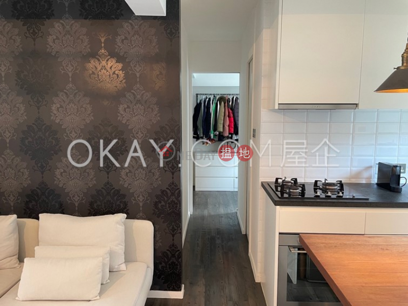 Generous 2 bedroom in Western District | Rental | Lai King Court 麗景閣 Rental Listings