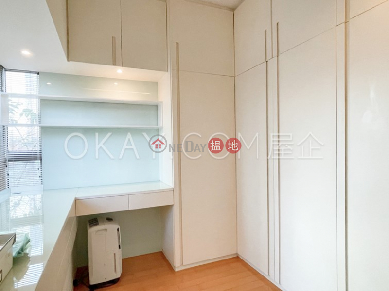 HK$ 13M, The Zenith Phase 1, Block 2 | Wan Chai District, Gorgeous 1 bedroom with terrace & balcony | For Sale