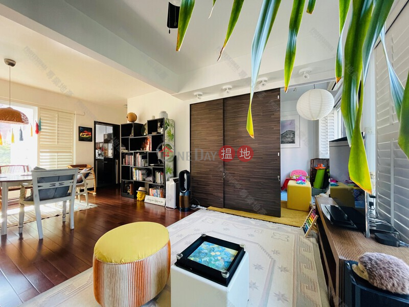 A modern light-filled home with green and sea views | Emerald Garden 嘉瑜園 Sales Listings