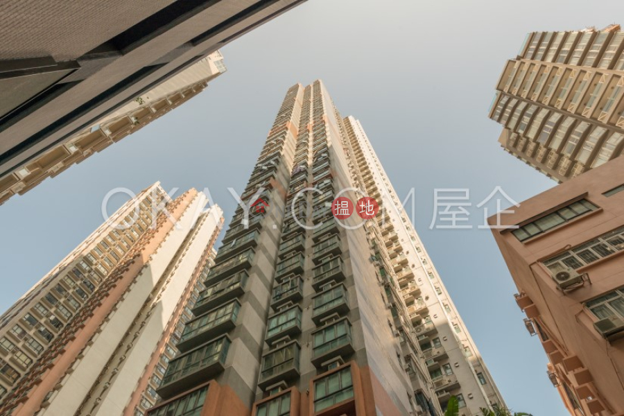 Charming 3 bedroom with balcony | Rental, Winsome Park 匯豪閣 Rental Listings | Western District (OKAY-R24608)