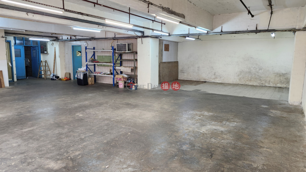 Tuen Mun Industrial Centre Middle, Industrial Rental Listings | HK$ 18,000/ month