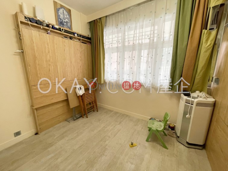 HK$ 8.5M | Po Tak Mansion, Wan Chai District, Generous 2 bedroom with terrace | For Sale
