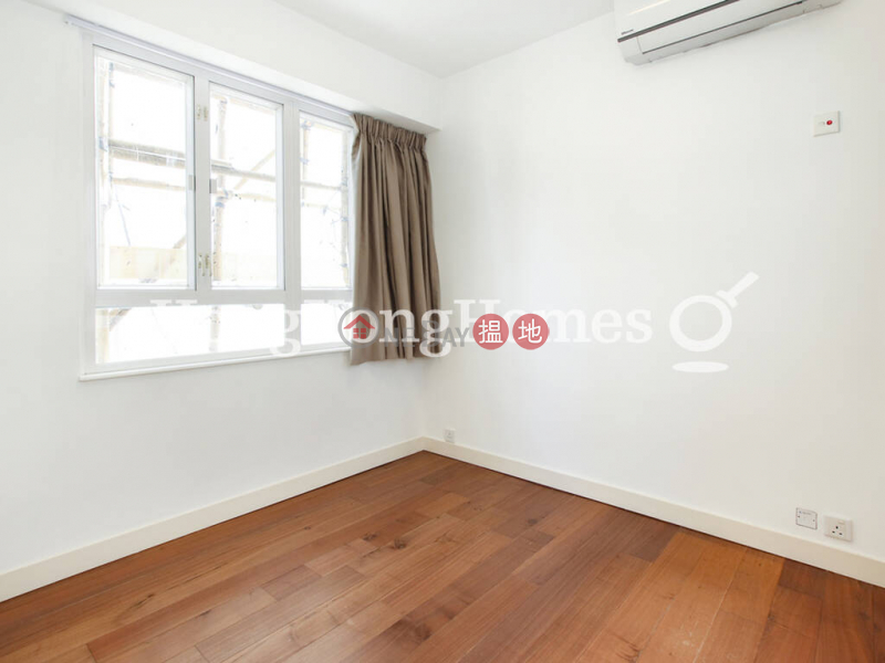 3 Bedroom Family Unit for Rent at Sherwood Court, 17-27 Mosque Junction | Western District, Hong Kong, Rental HK$ 27,000/ month