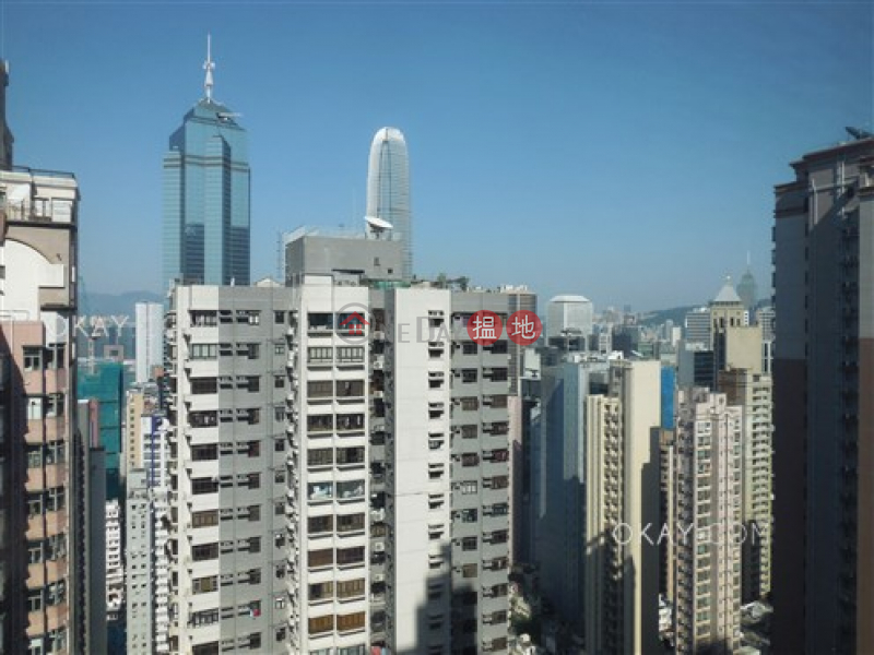 香港搵樓|租樓|二手盤|買樓| 搵地 | 住宅|出租樓盤-2房1廁,露台《CASTLE ONE BY V出租單位》