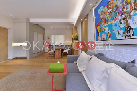 Efficient 3 bedroom with balcony & parking | For Sale | Breezy Court 瑞麒大廈 _0