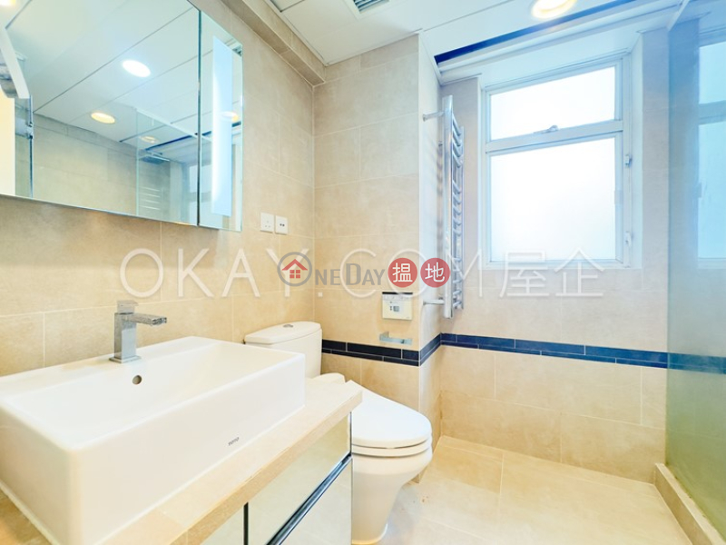 香港搵樓|租樓|二手盤|買樓| 搵地 | 住宅-出租樓盤3房2廁,極高層,星級會所,連車位蔚皇居出租單位