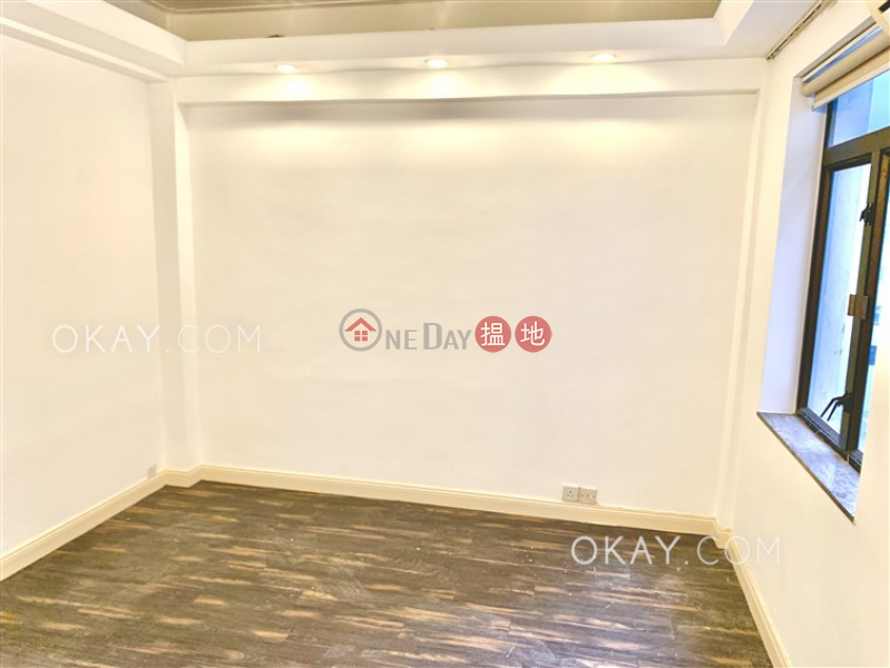 HK$ 34,000/ month Hamilton Mansion Wan Chai District Lovely 3 bedroom with balcony | Rental
