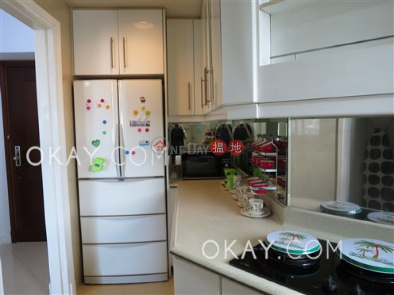 Lovely 3 bedroom on high floor with balcony | Rental | Tower 3 The Victoria Towers 港景峯3座 Rental Listings