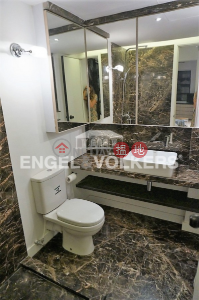 HK$ 28,000/ month | On Lok Building Central District | 1 Bed Flat for Rent in Soho