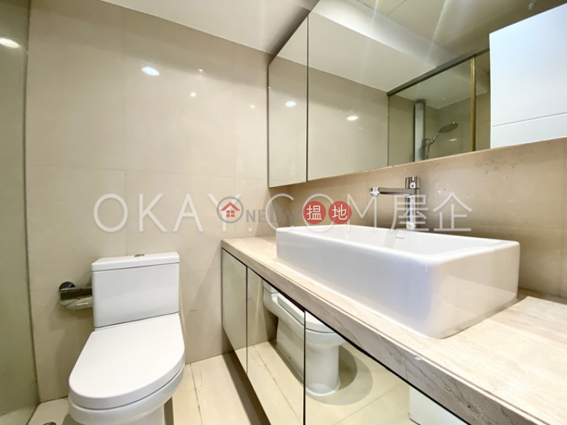 Efficient 3 bedroom with balcony & parking | For Sale | Block A-C Beach Pointe 海灣閣A-C座 Sales Listings