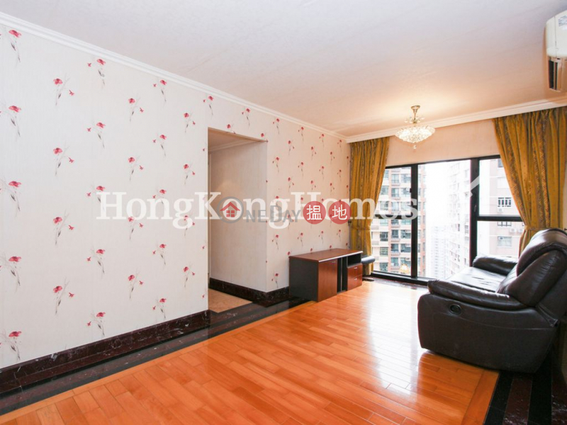 3 Bedroom Family Unit for Rent at Primrose Court | 56A Conduit Road | Western District, Hong Kong, Rental | HK$ 27,000/ month