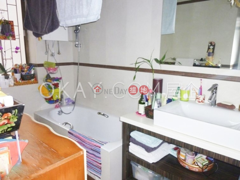 HK$ 38M, Gordon Terrace, Southern District | Exquisite 3 bedroom in Stanley | For Sale