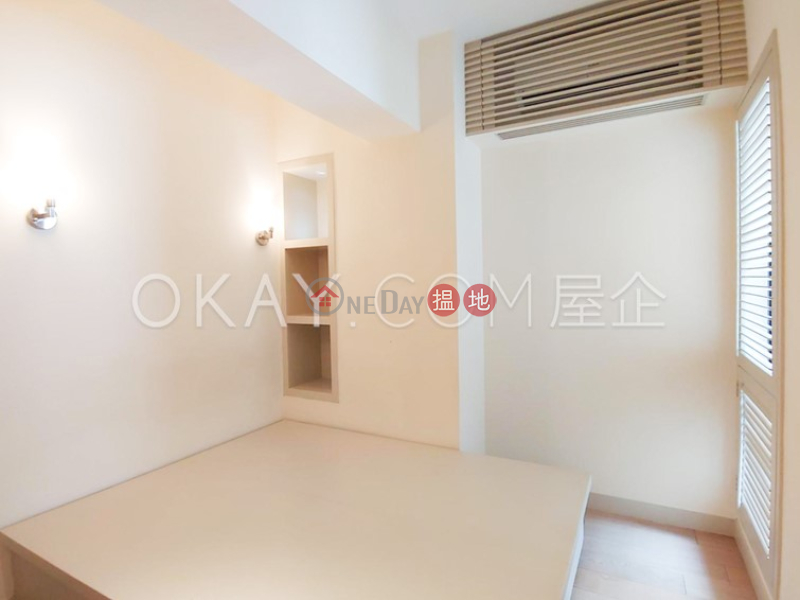 Popular 1 bedroom in Mid-levels West | Rental | Sun Fat Building 新發樓 Rental Listings