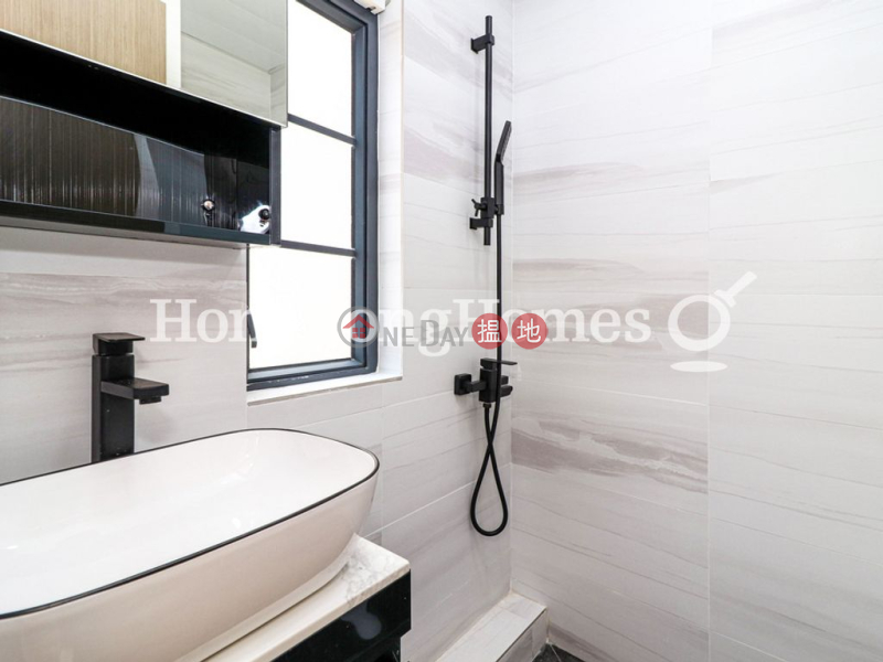 HK$ 28,000/ month, General Building Western District | 1 Bed Unit for Rent at General Building