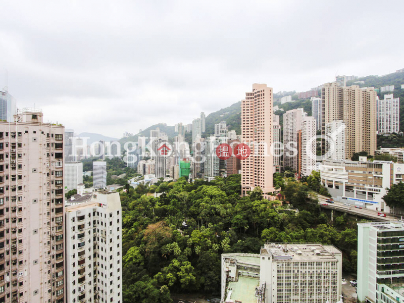 Property Search Hong Kong | OneDay | Residential Rental Listings | 3 Bedroom Family Unit for Rent at Townplace Soho