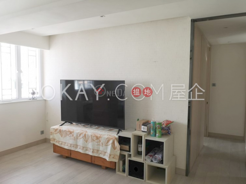 Lovely 2 bedroom on high floor with parking | For Sale | Block 2 Balwin Court 寶雲閣2座 Sales Listings