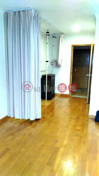 HK$ 29,000/ month | Hilltop Garden Tai Po District Top of Tai Po, two parking space