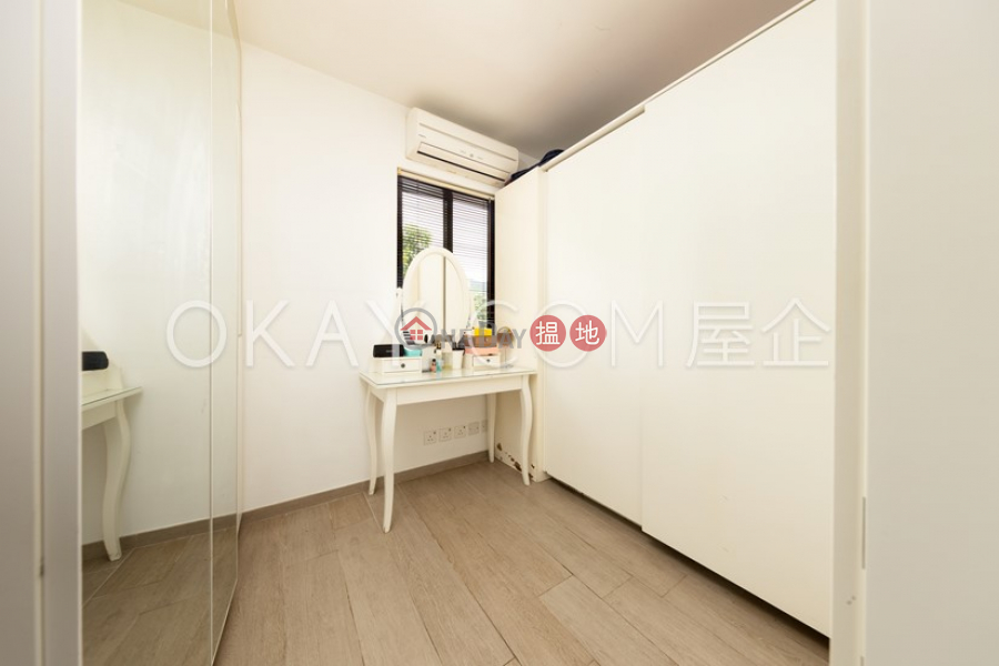 Tasteful house on high floor with rooftop & balcony | For Sale | Mau Po Village 茅莆村 Sales Listings