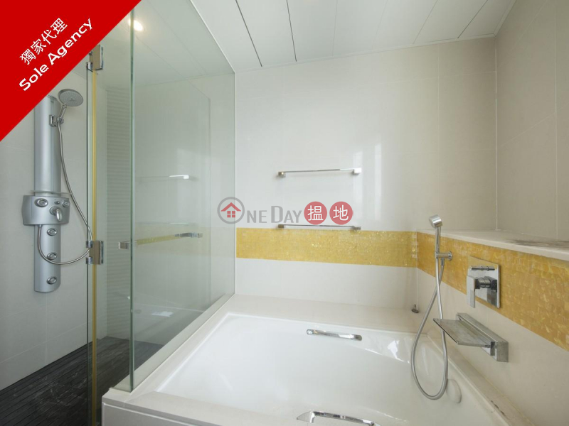 Property Search Hong Kong | OneDay | Residential, Sales Listings 3 Bedroom Family Flat for Sale in Tsim Sha Tsui