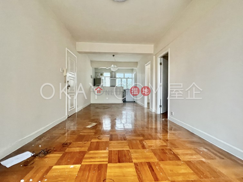 HK$ 32,000/ month, Shan Kwong Tower | Wan Chai District Stylish 2 bedroom on high floor with balcony & parking | Rental