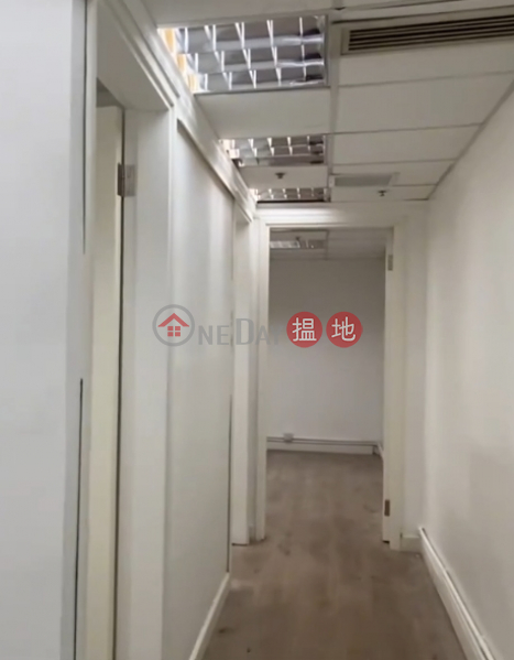 HK$ 18,550/ month Cameron Commercial Centre Wan Chai District | TEL 98755238 美容裝修