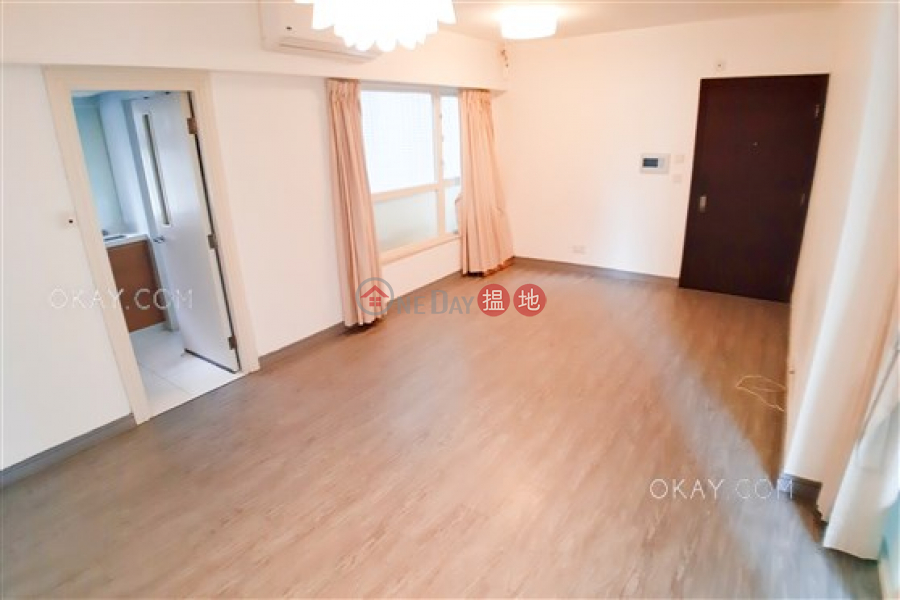 Tasteful 3 bedroom with balcony | Rental 108 Hollywood Road | Central District, Hong Kong, Rental HK$ 34,000/ month