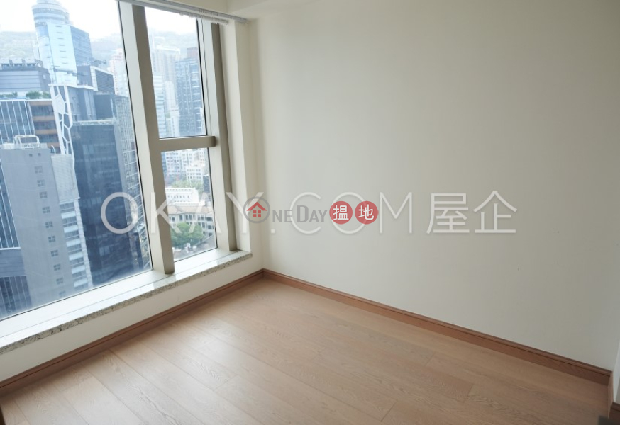 Unique 2 bedroom with balcony | Rental, My Central MY CENTRAL Rental Listings | Central District (OKAY-R326750)