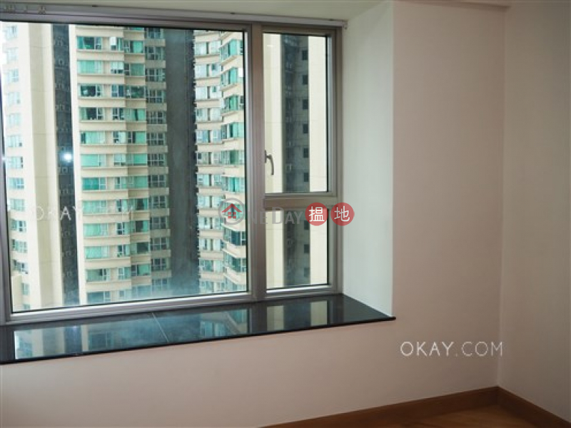 HK$ 36,000/ month, Sorrento Phase 1 Block 5 | Yau Tsim Mong, Stylish 2 bedroom with harbour views | Rental