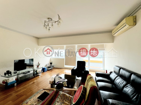 Efficient 3 bed on high floor with balcony & parking | For Sale | Summit Court 雲峰大廈 _0