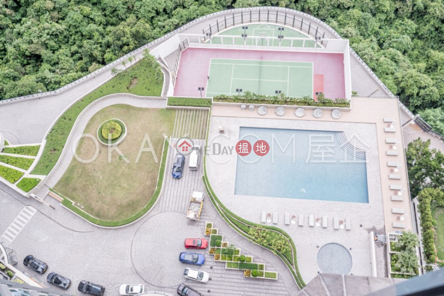 Rare 4 bedroom with balcony & parking | Rental | Grand Garden 華景園 Rental Listings