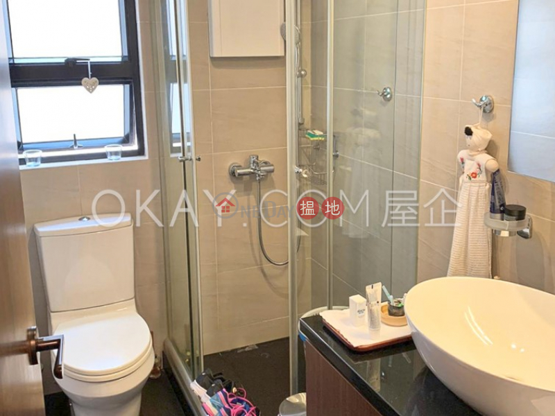 Efficient 2 bedroom on high floor with parking | For Sale, 550-555 Victoria Road | Western District Hong Kong | Sales, HK$ 17.8M