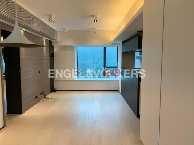 HK$ 40,000/ month Hillsborough Court Central District, 1 Bed Flat for Rent in Central Mid Levels