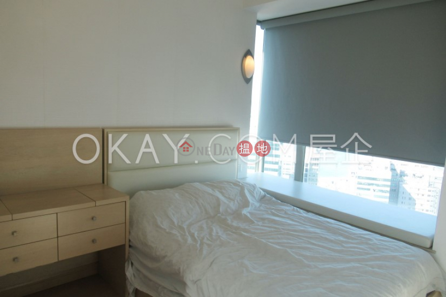 Charming 2 bedroom on high floor with balcony | Rental | York Place York Place Rental Listings