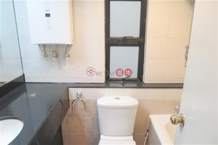 HK$ 30,000/ month, No 2 Hatton Road, Western District | Rare 2 bedroom in Mid-levels West | Rental