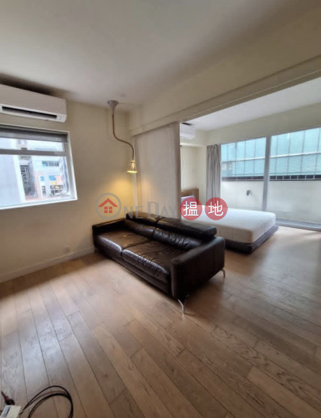1 Wing Fung Street | Middle, 4 Unit | Residential Rental Listings, HK$ 25,500/ month