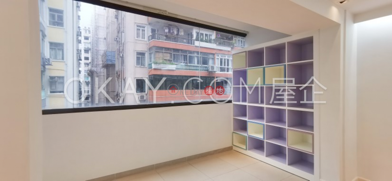 Elegant 3 bedroom with balcony | Rental, Hyde Park Mansion 海德大廈 Rental Listings | Wan Chai District (OKAY-R374671)