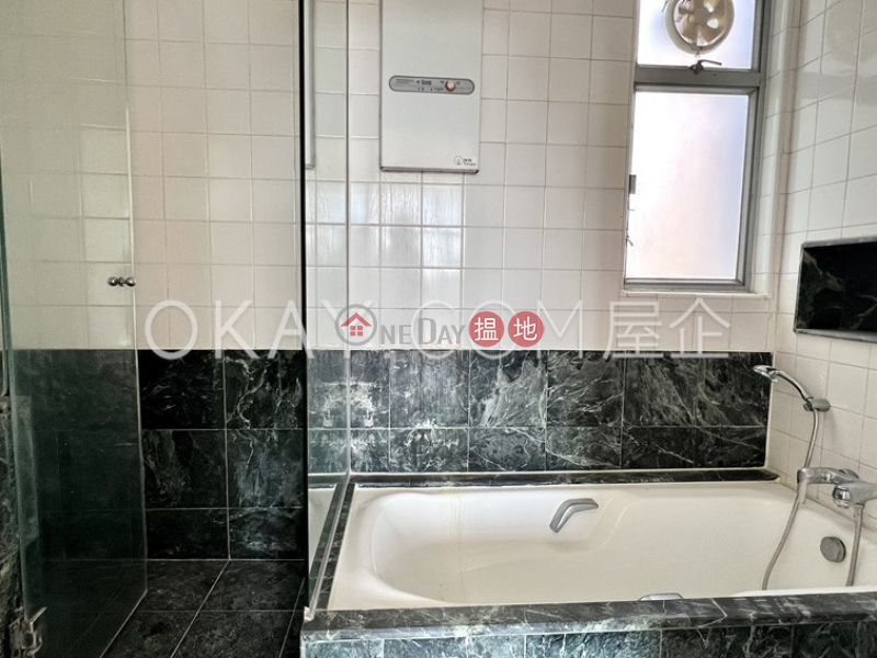 HK$ 65,000/ month | The Rozlyn Southern District Efficient 4 bedroom with balcony & parking | Rental