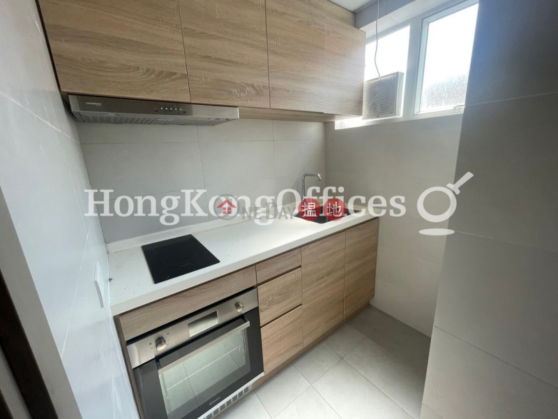 Industrial Unit for Rent at Sing Teck Industrial Building 44 Wong Chuk Hang Road | Southern District Hong Kong, Rental HK$ 27,997/ month